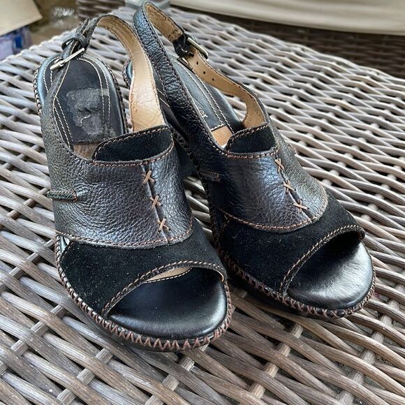 Naturalizer Holdon Brown Leather Platform Sandals, SZ 8.5M - Picture 1 of 8